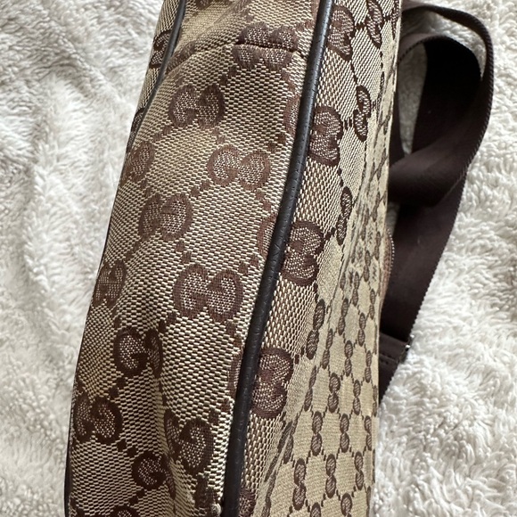 Gucci Brown Monogram Shoulder Bag jacquard - Picture 6 of 15